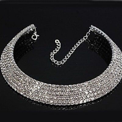 Necklace Choker Necklaces Jewelry Alloy / Rhinestone Wedding / Party Silver / White Circle 1pc Gift